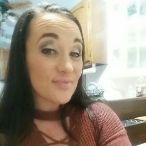 Meet your Posher, Amie